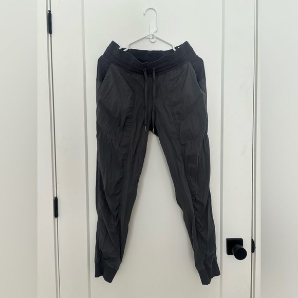 ‼️SOLD‼️ Lululemon Dance Studio Joggers - Picture 8 of 9